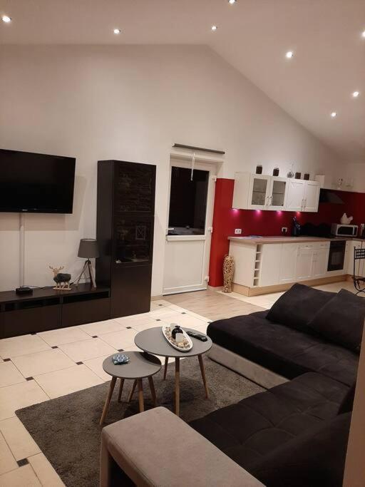 Le Calme De La Prairie De Liege Apartment Bagian luar foto